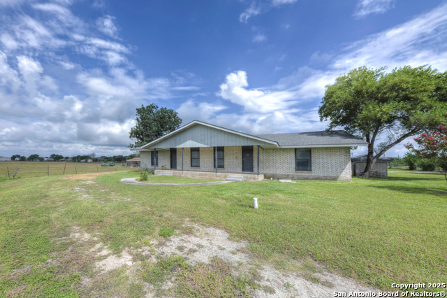 200 Brisco, Marion, Texas image 2