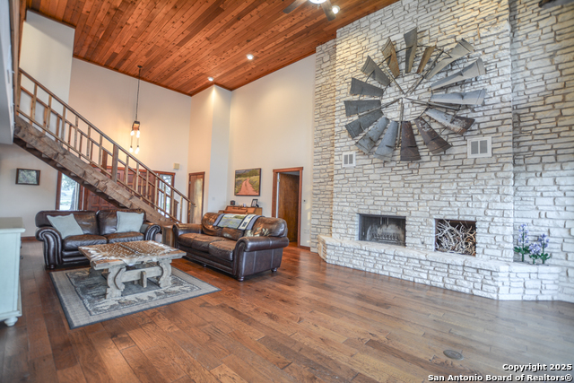 777 Black Jack Aly, Kerrville, Texas image 9