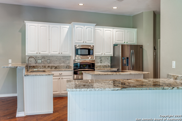 8520 Fair Oaks, Boerne, Texas image 16