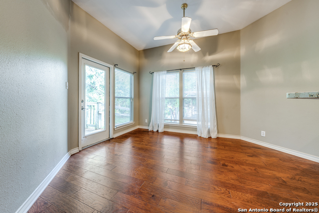 8520 Fair Oaks, Boerne, Texas image 21