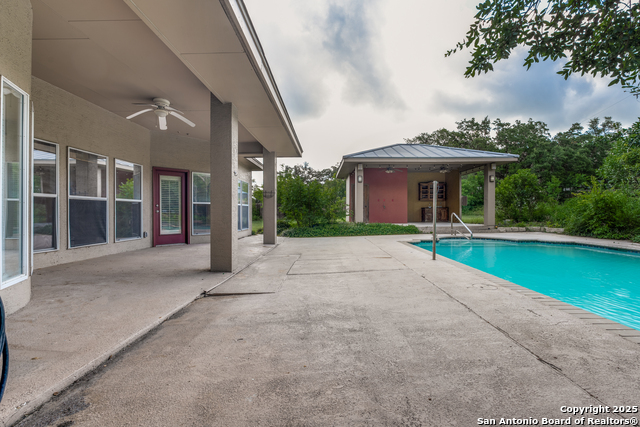 8520 Fair Oaks, Boerne, Texas image 31