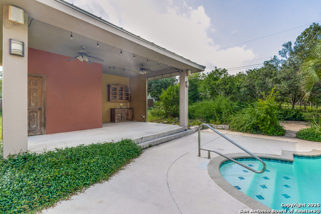 8520 Fair Oaks, Boerne, Texas image 33