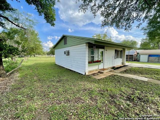 406 Hackberry, Bandera, Texas image 22