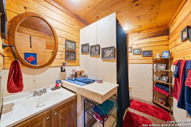 496 Cedarhill Dr., Bandera, Texas image 24