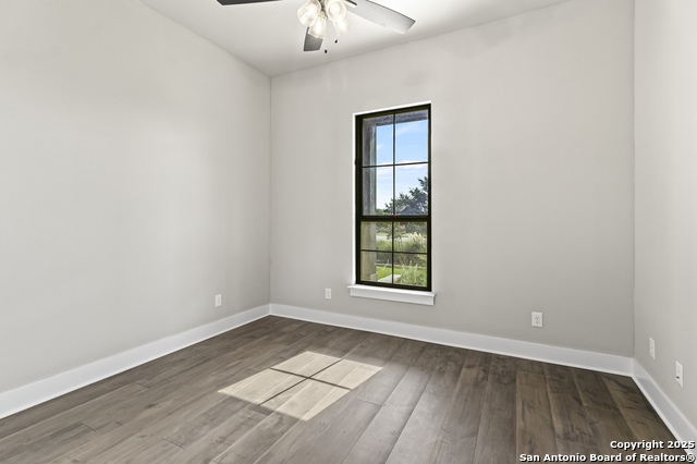 1687 Noble Trl, Canyon Lake, Texas image 32