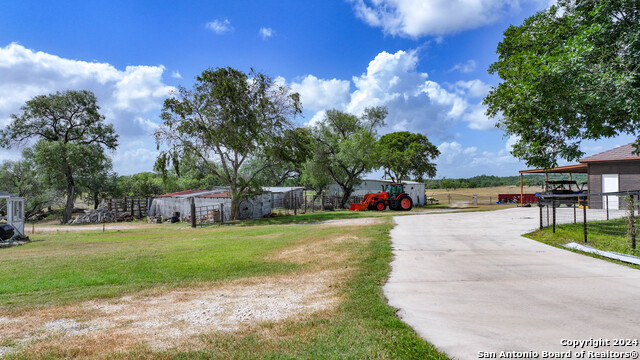 4279 Fm 791, Falls City, Texas image 28