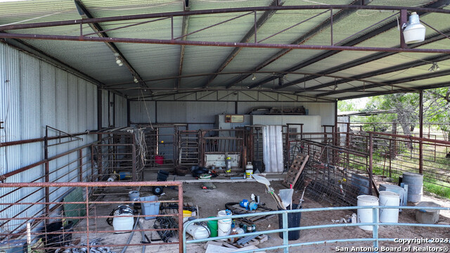4279 Fm 791, Falls City, Texas image 33