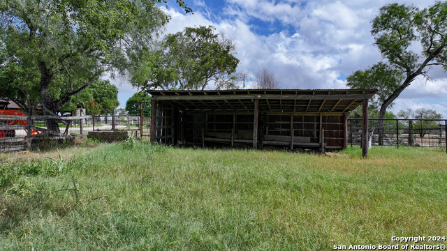 4279 Fm 791, Falls City, Texas image 39