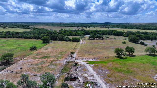 4279 Fm 791, Falls City, Texas image 44
