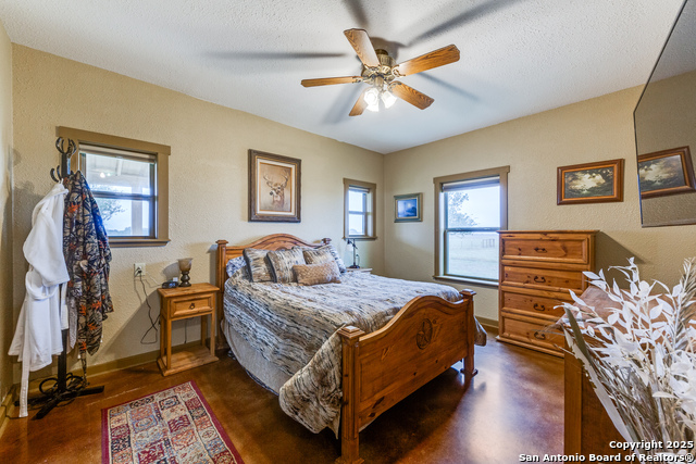 2217 County Road 412, Stockdale, Texas image 17