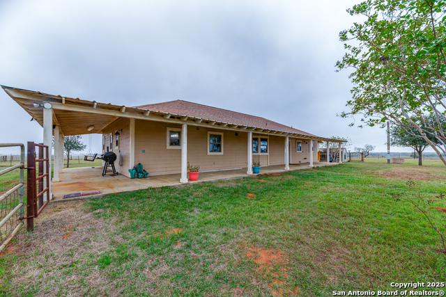 2217 County Road 412, Stockdale, Texas image 23