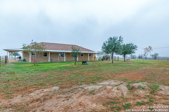 2217 County Road 412, Stockdale, Texas image 25