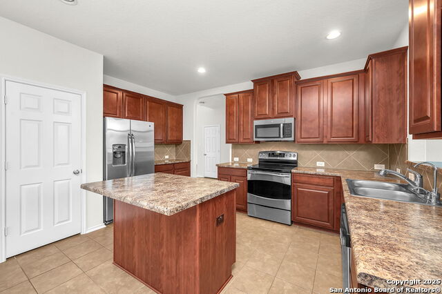 9714 Common Law, Converse, Texas image 6