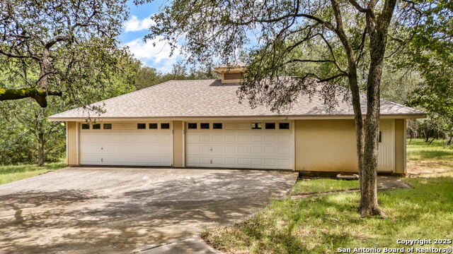 10911 Dedeke, New Braunfels, Texas image 24