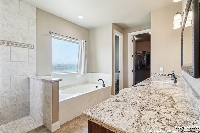 164 Abrego Lake, Floresville, Texas image 33