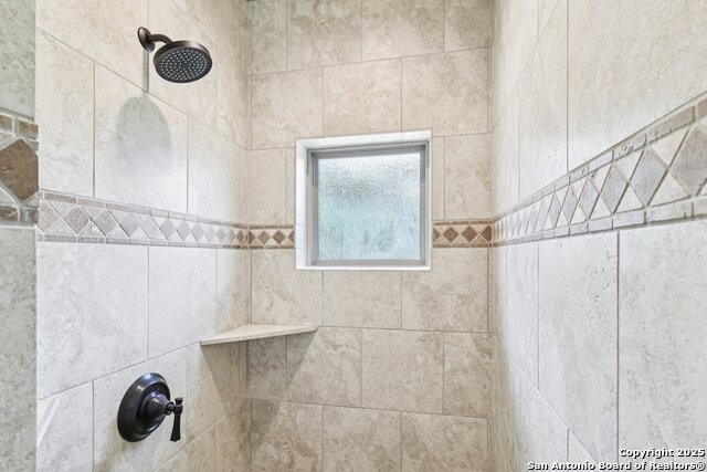 164 Abrego Lake, Floresville, Texas image 34