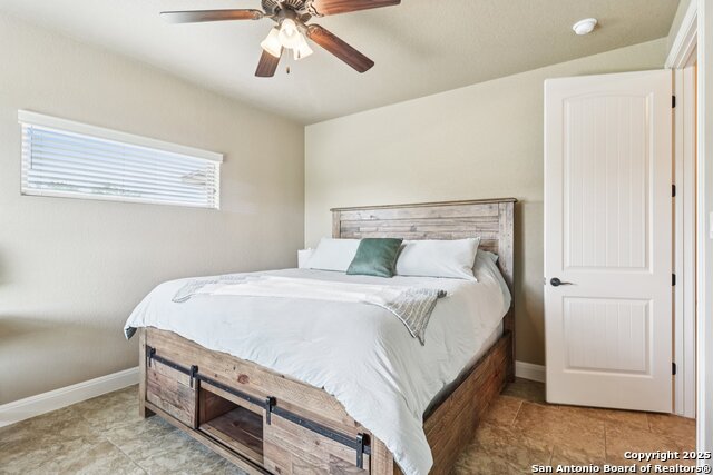 164 Abrego Lake, Floresville, Texas image 43