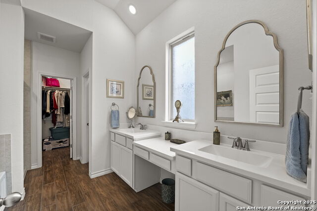 3120 Skipton, Bulverde, Texas image 16