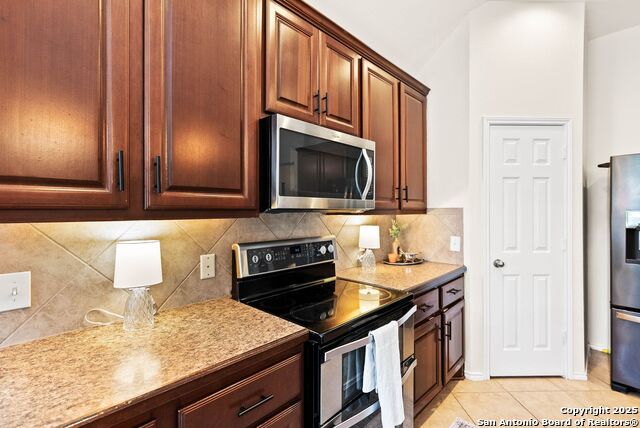 2978 Palomino Pass, Seguin, Texas image 13