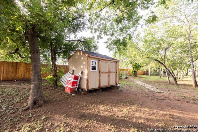 934 7th, Floresville, Texas image 27