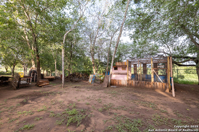 934 7th, Floresville, Texas image 36