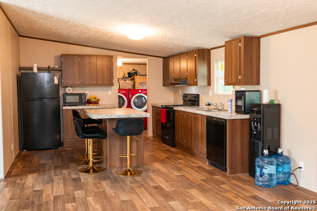 934 7th, Floresville, Texas image 9