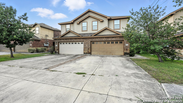 957/959 Floating Star, New Braunfels, Texas image 1