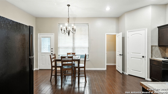 957/959 Floating Star, New Braunfels, Texas image 11