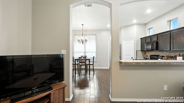 957/959 Floating Star, New Braunfels, Texas image 12