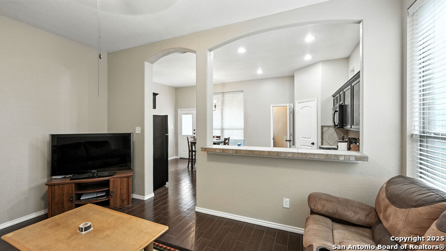 957/959 Floating Star, New Braunfels, Texas image 13