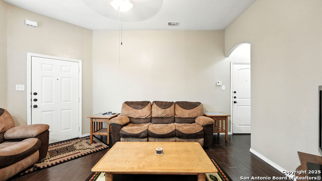 957/959 Floating Star, New Braunfels, Texas image 15