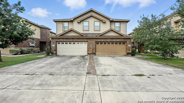 957/959 Floating Star, New Braunfels, Texas image 2