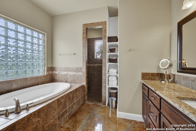 3032 Rolling Oaks, New Braunfels, Texas image 12