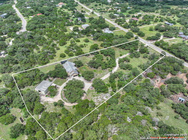 3032 Rolling Oaks, New Braunfels, Texas image 2