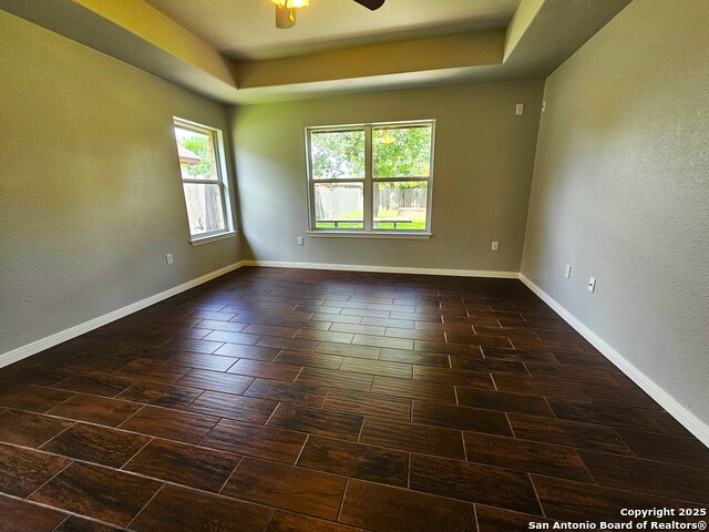632 Garnet, Seguin, Texas image 22