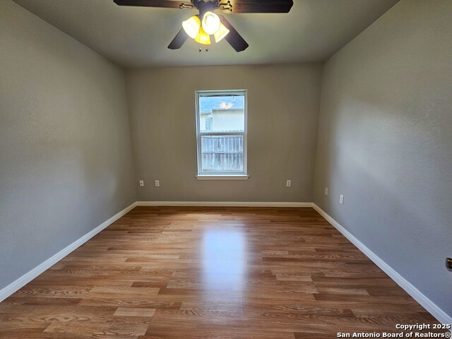632 Garnet, Seguin, Texas image 34