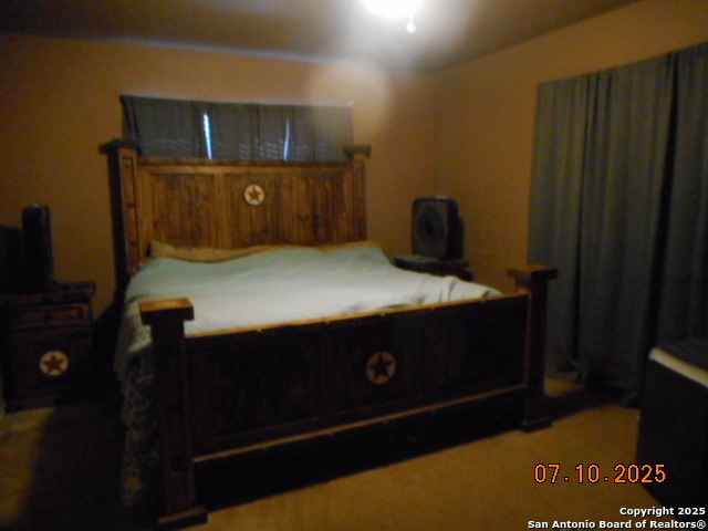 1315 Olive St, Jourdanton, Texas image 6
