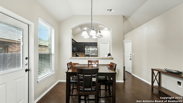 557 Creekside, New Braunfels, Texas image 12