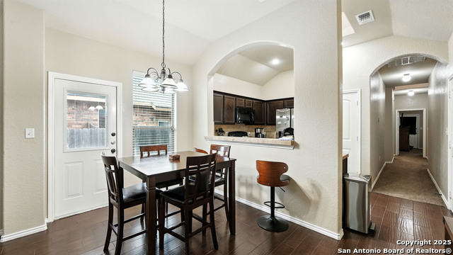 557 Creekside, New Braunfels, Texas image 14