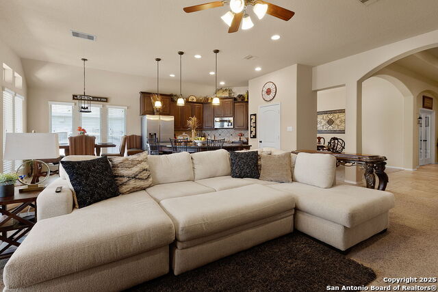 2194 Pioneer, Seguin, Texas image 8