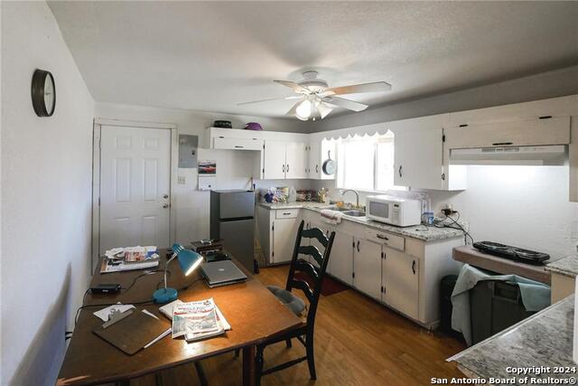 5452 N Fm 666, Mathis, Texas image 17