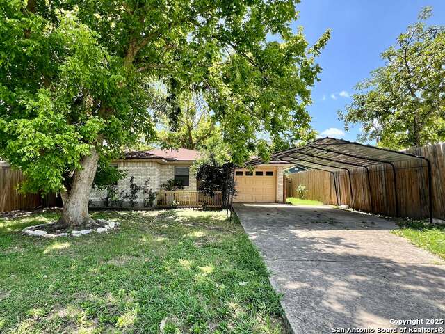409 Peterson, Kerrville, Texas image 1