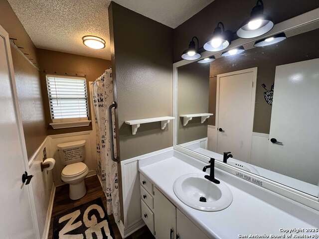 409 Peterson, Kerrville, Texas image 11