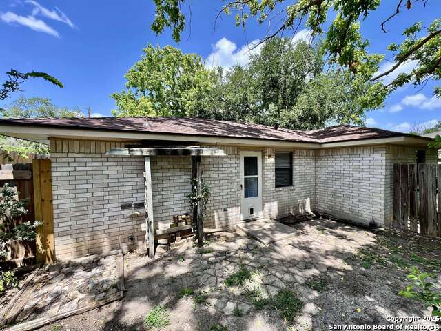 409 Peterson, Kerrville, Texas image 12