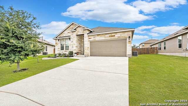 444 Butterfly Bush Ct, New Braunfels, Texas image 41