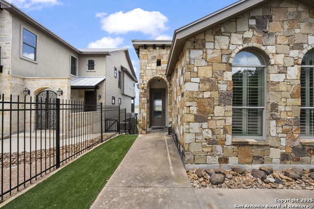 1736 Stagecoach, Canyon Lake, Texas image 7