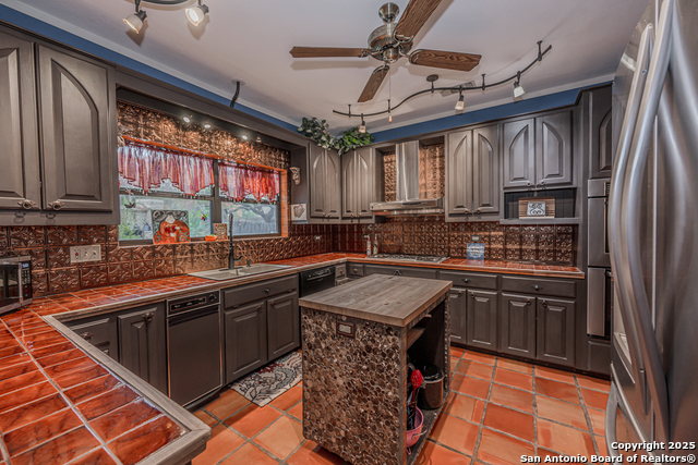 7802 Timber Top Dr, Boerne, Texas image 30