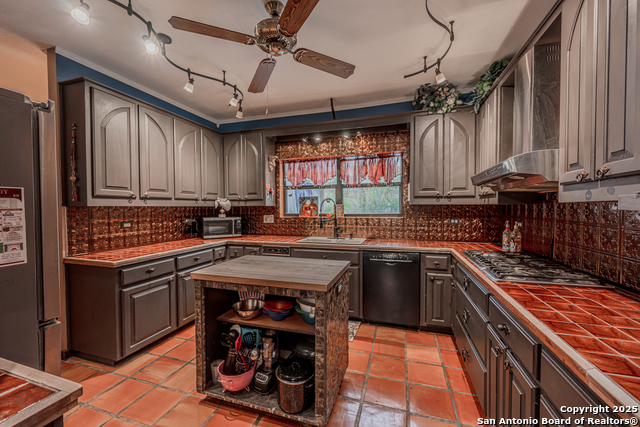 7802 Timber Top Dr, Boerne, Texas image 31