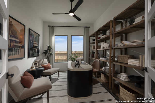 303 Ainslie St W, Castroville, Texas image 6