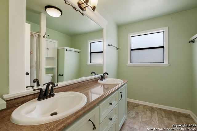 309 Riverside, Pipe Creek, Texas image 14